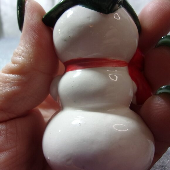 HXS-51 VINTAGE JAPAN CERAMIC SNOWMAN  SALT AND PEPPER SHAKERS - Picture 12 of 12